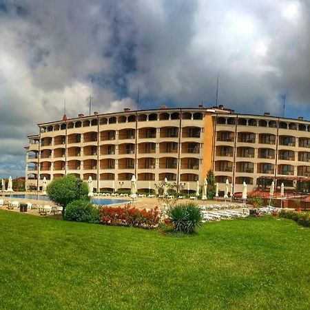 Aparthotel Regina Mare Zarewo Exterior foto