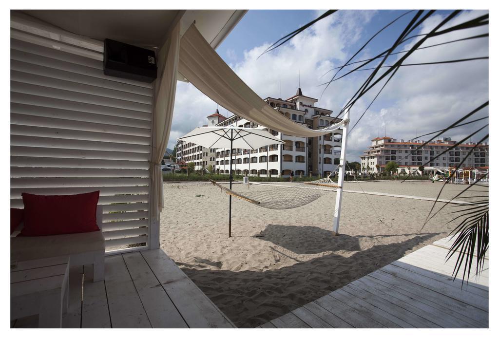 Aparthotel Regina Mare Zarewo Exterior foto