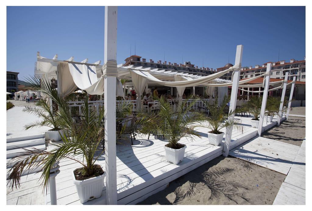 Aparthotel Regina Mare Zarewo Exterior foto