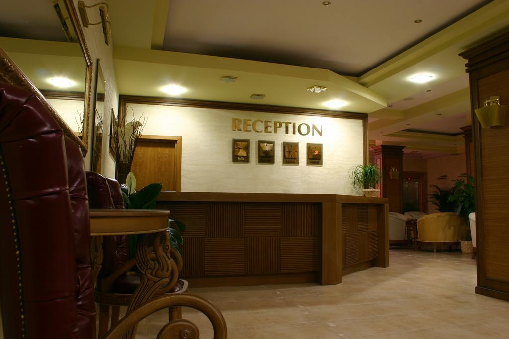 Aparthotel Regina Mare Zarewo Exterior foto
